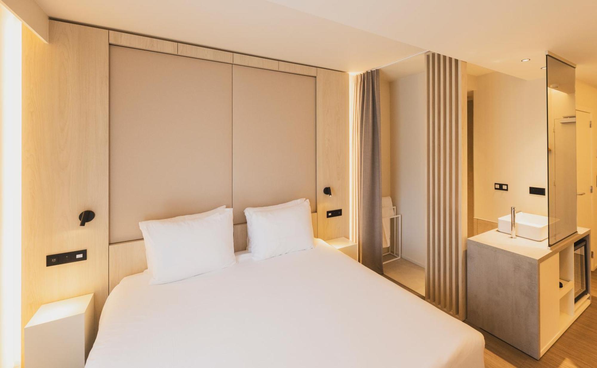 Begijnhof Hotel เลอเวน ภายนอก รูปภาพ