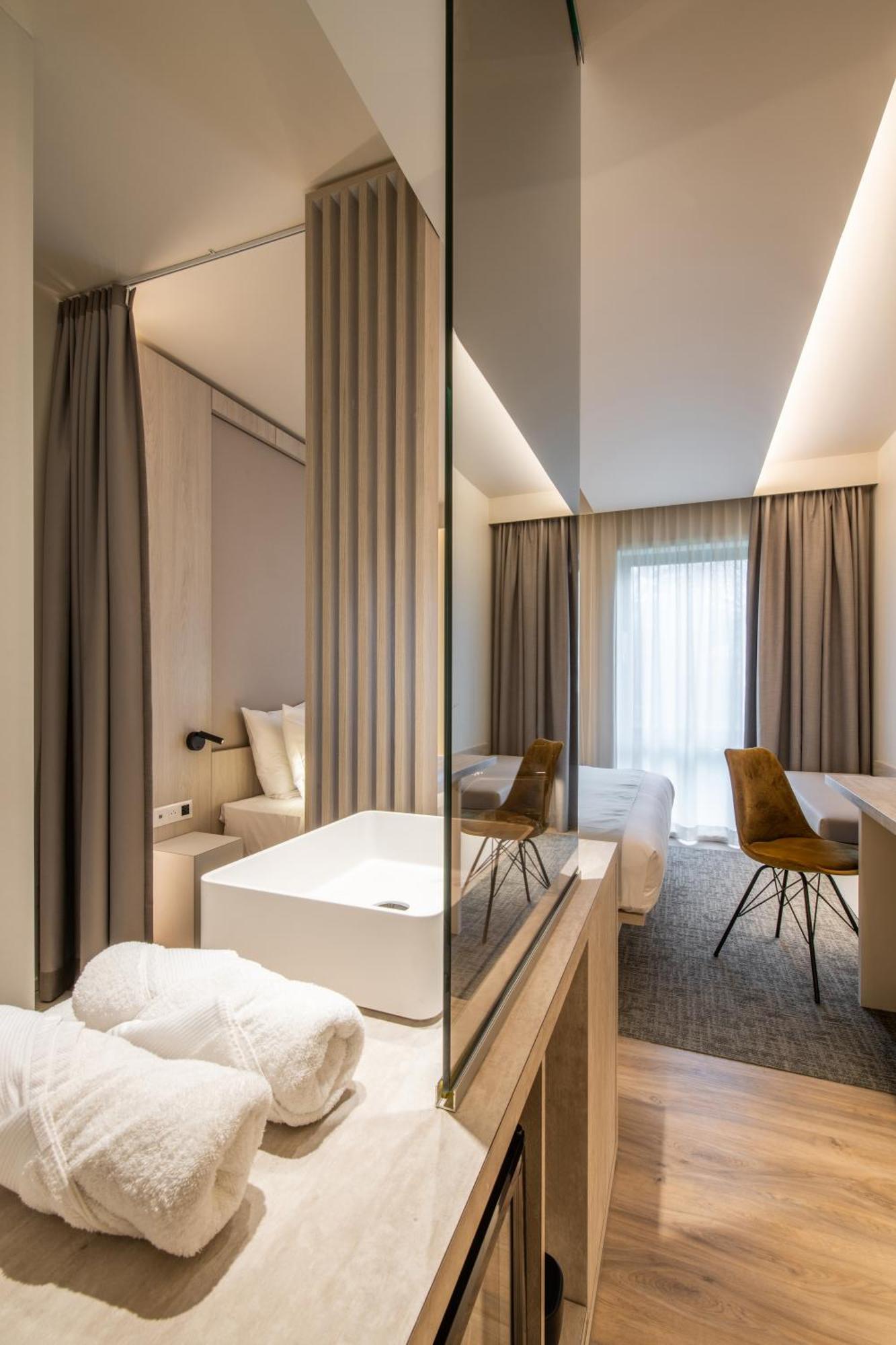 Begijnhof Hotel เลอเวน ภายนอก รูปภาพ