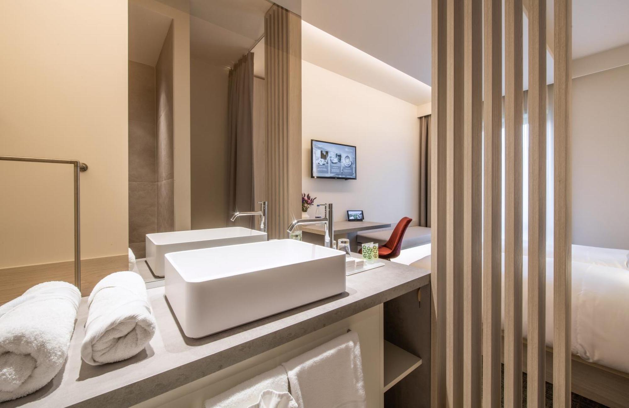 Begijnhof Hotel เลอเวน ภายนอก รูปภาพ