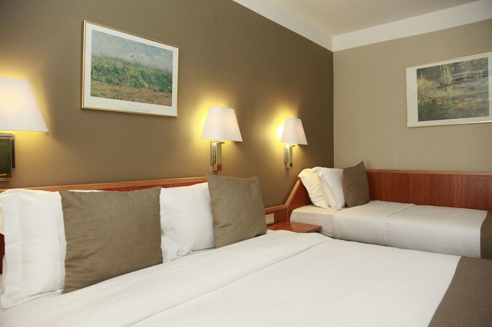 Begijnhof Hotel เลอเวน ภายนอก รูปภาพ