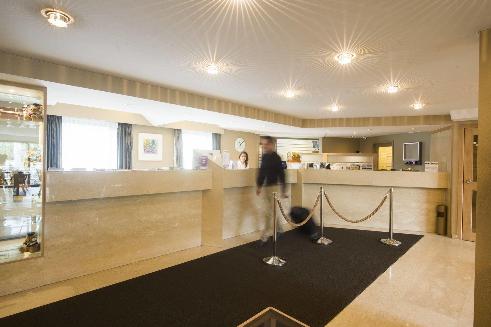 Begijnhof Hotel เลอเวน ภายนอก รูปภาพ